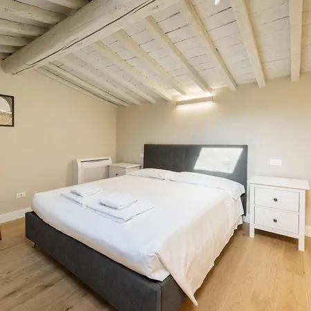Apartamento Pisana Modern By Mmega Florencia
