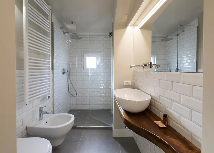 Pisana Modern By Mmega 公寓